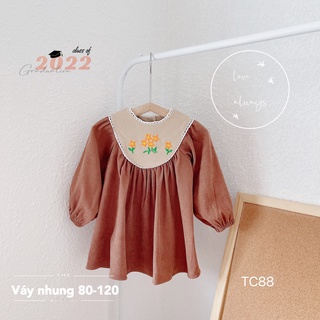 Váy nhung cổ thêu hoa