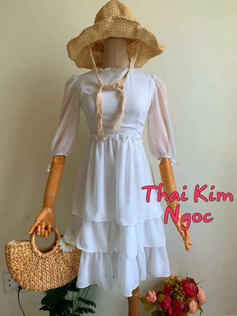 Đầm trắng xoè voan tầng dễ thương | BigBuy360 - bigbuy360.vn