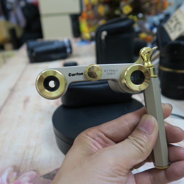 Ống nhòm Carton 3.5x17 sang chảnh cho buổi xem hòa nhạc