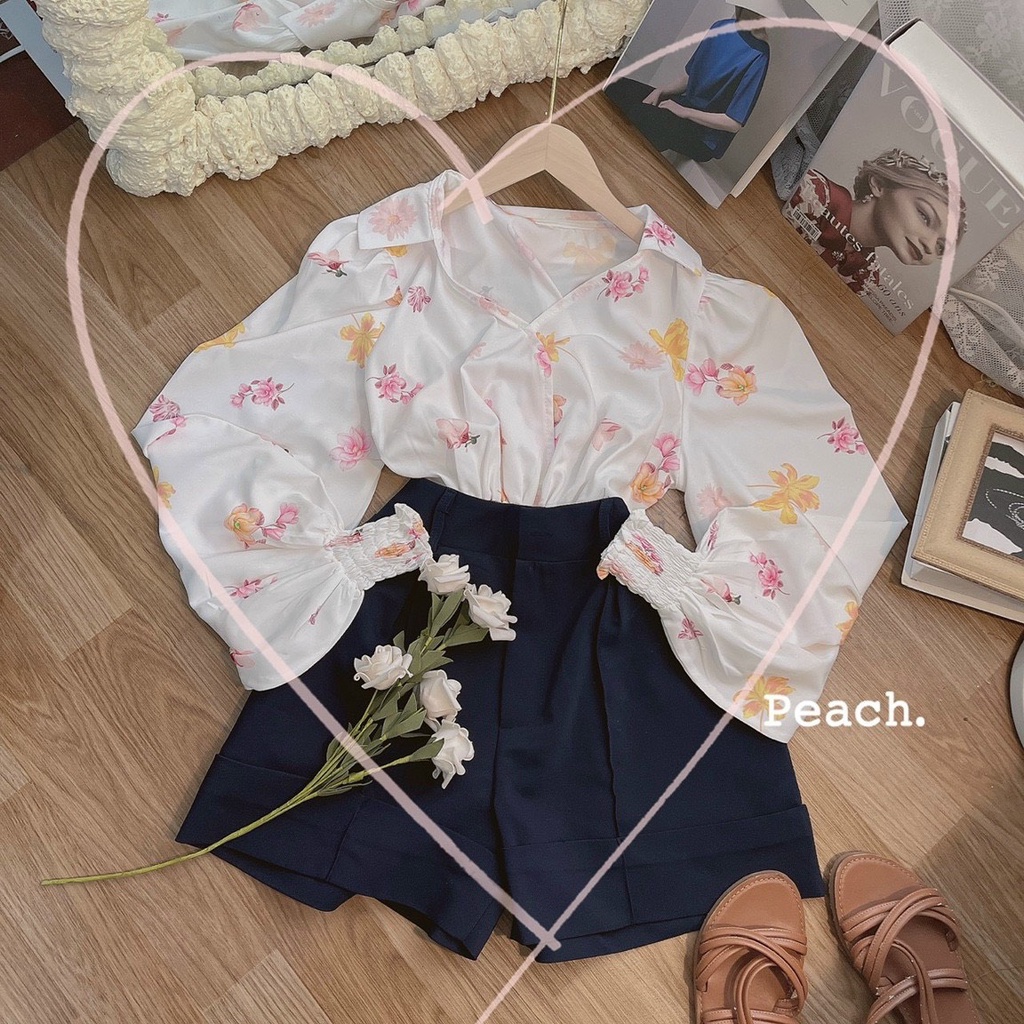 SET ÁO HOA TAY BỒNG BO CHUN CỔ V + QUẦN SHORT XANH NAVY