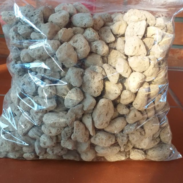 (GIÁ SIÊU RẺ) Đá bọt Pumice/ Đá núi lửa túi 1kg