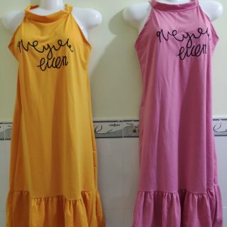 ĐẦM XÒE CỔ YẾM DỄ THƯƠNG (Hình thật)