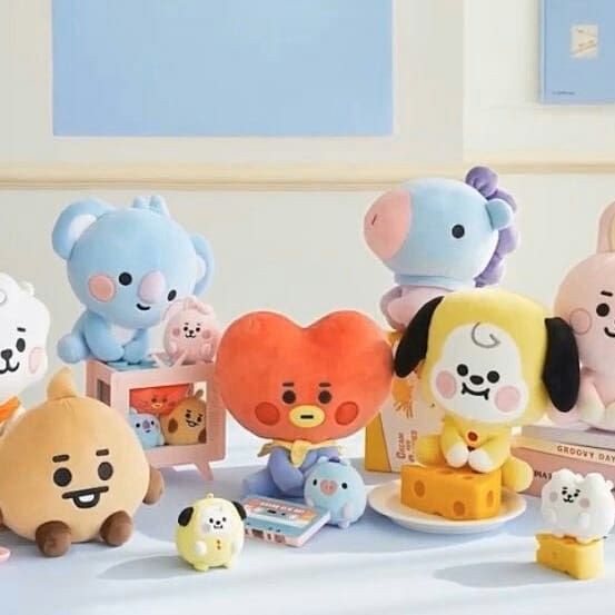 Bé gấu ngồi BT21 cao 12cm