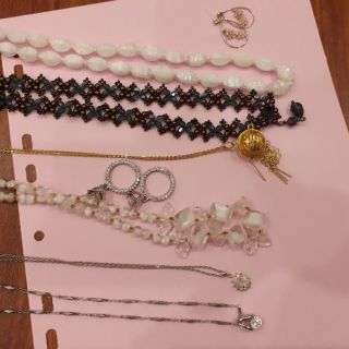 Combo vòng cổ trắng