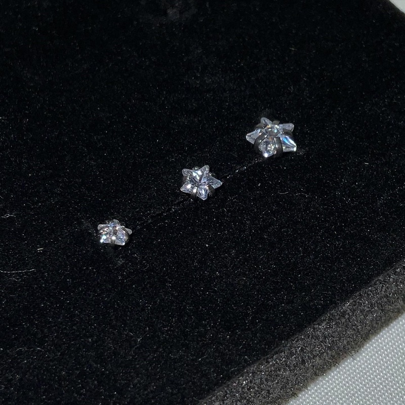 Bông tai thép titan - đính đá zircon - bông tai đuôi tròn bi