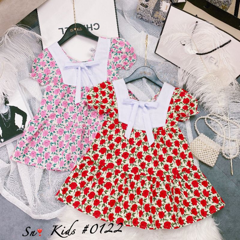 Váy hoa cổ vuông nhẹ nhàng bé gái