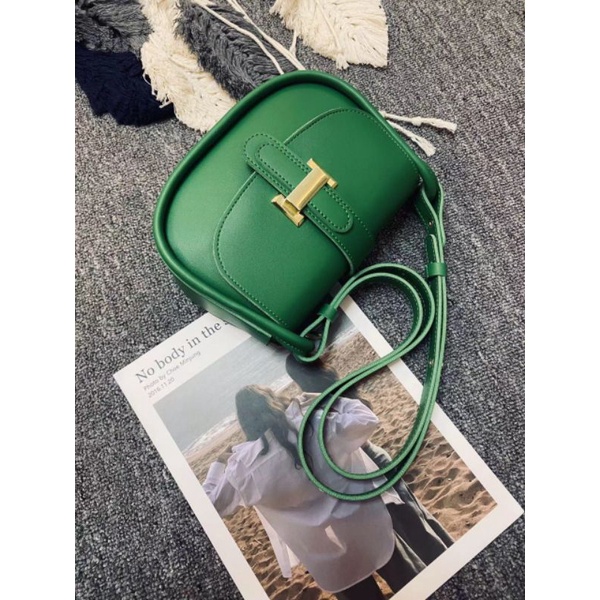 TÚI đeo chéo NHỎ xinh