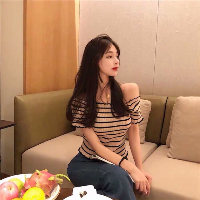 [ Mã WASTAPR giảm 10K đơn 50K] ÁO TRỄ VAI LEN GÂN KẺ SỌC/ CROPTOP LEN KẺ KHOÉT TRÁI TIM | BigBuy360 - bigbuy360.vn