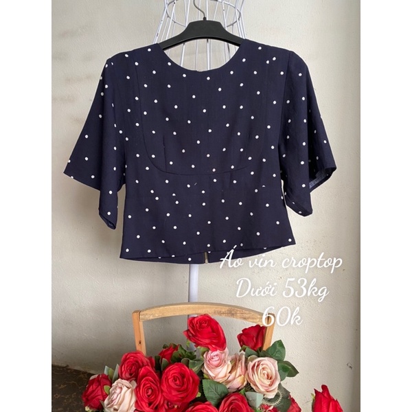 Áo kiểu dáng croptop