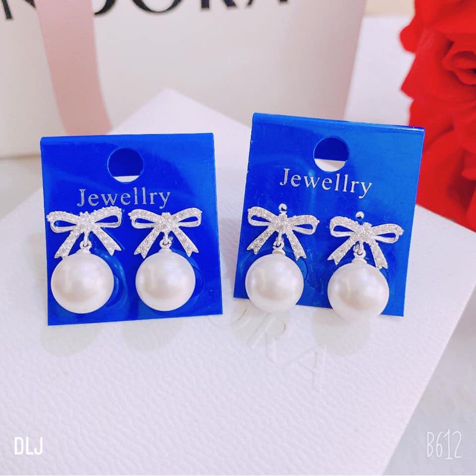 BÔNG TAI NƠ BẠC TA MẪU MỚI