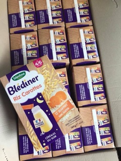 Bột lắc sữa Bledina