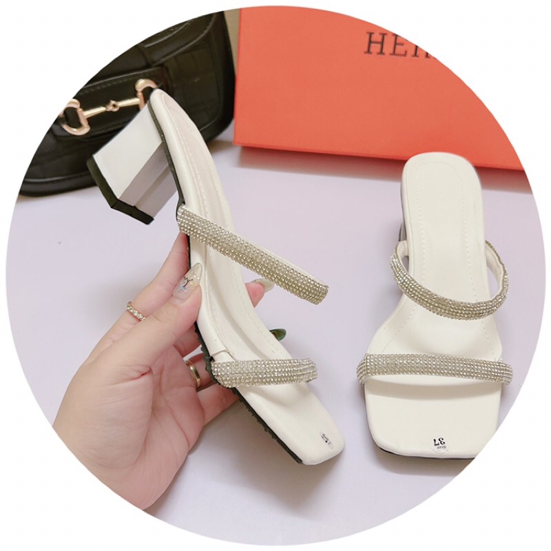 Dép cao gót đế vuông 6p 2 quai đá to đẹp sang hết sức