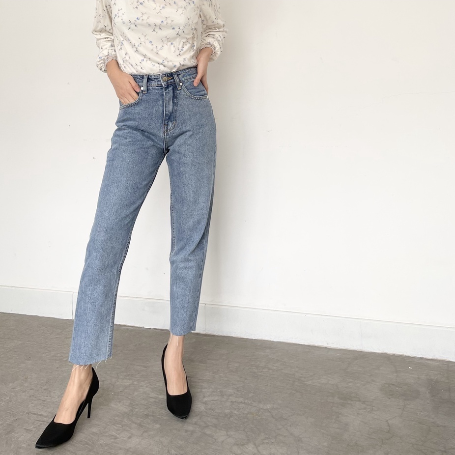Quần Jeans Nữ Ống Đứng Form Lưng Cao Basic Kiểu Cắt Lai Quần Màu Xanh Rede - Jeans VNXK ( BCL-02 )