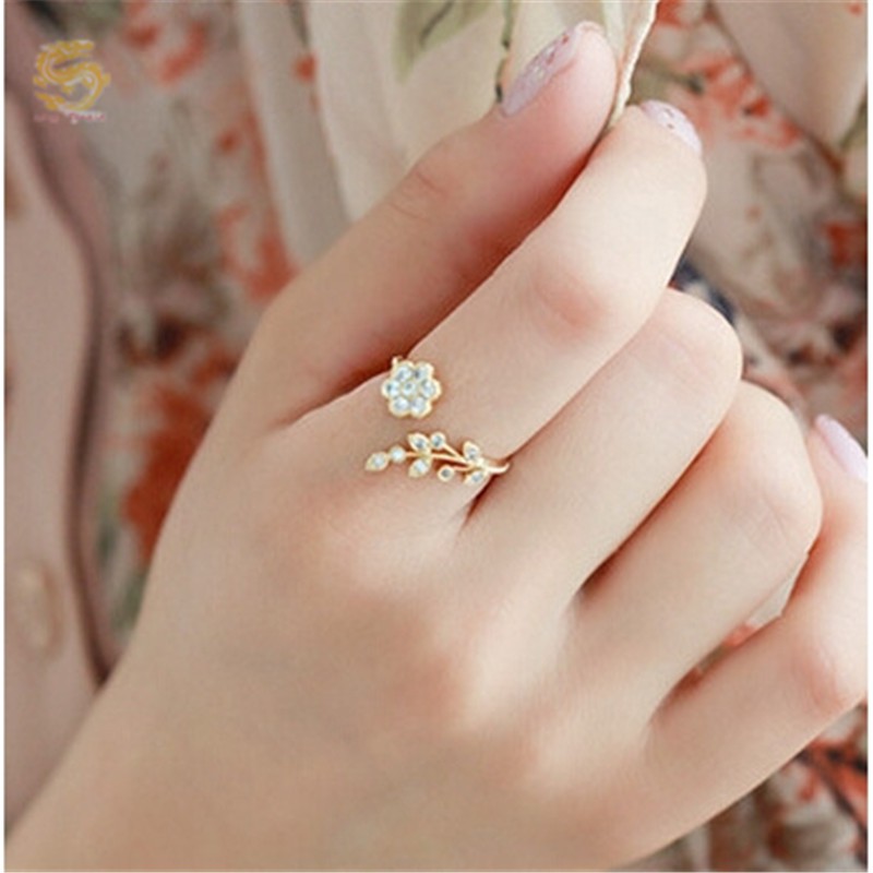 FREESHIP 99K TOÀN QUỐC_Nhẫn Hợp Kim Đính Mặt Lá Và Hoa Đính Đá Pha Lê Đồ trang sức