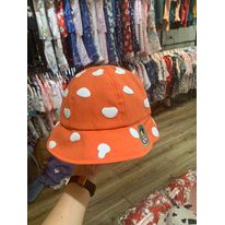 Mũ tai bèo có quai hình con bò sữa