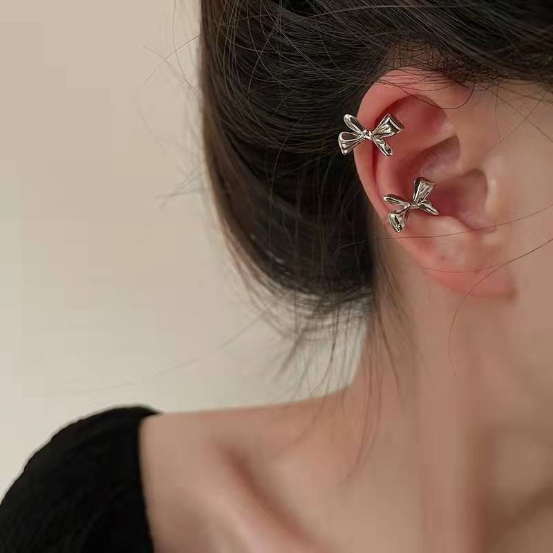 Khuyên Kẹp Vành Tai Hình Nơ Bằng Kim Loại Phong Cách Hip Hop 19A1481 Thời Trang