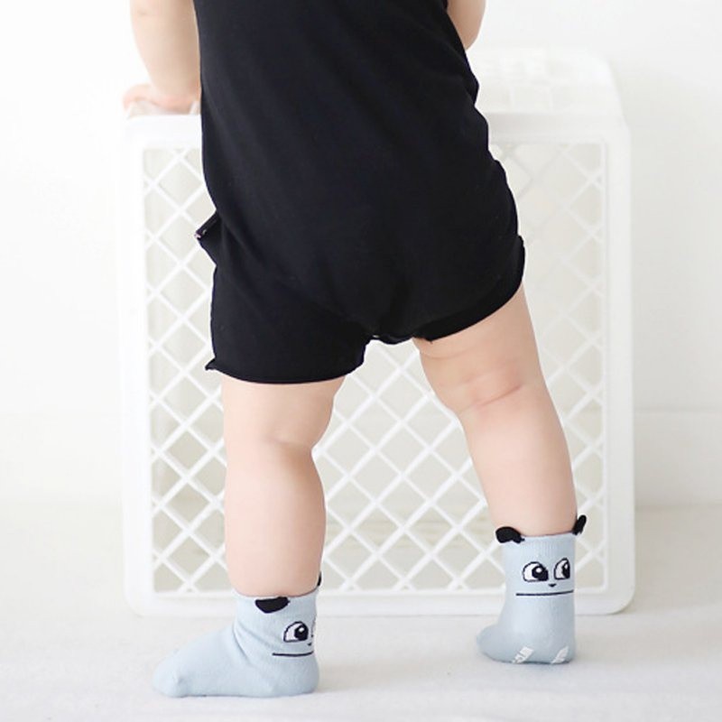 Tất cotton chống trượt họa tiết hoạt hình cho bé