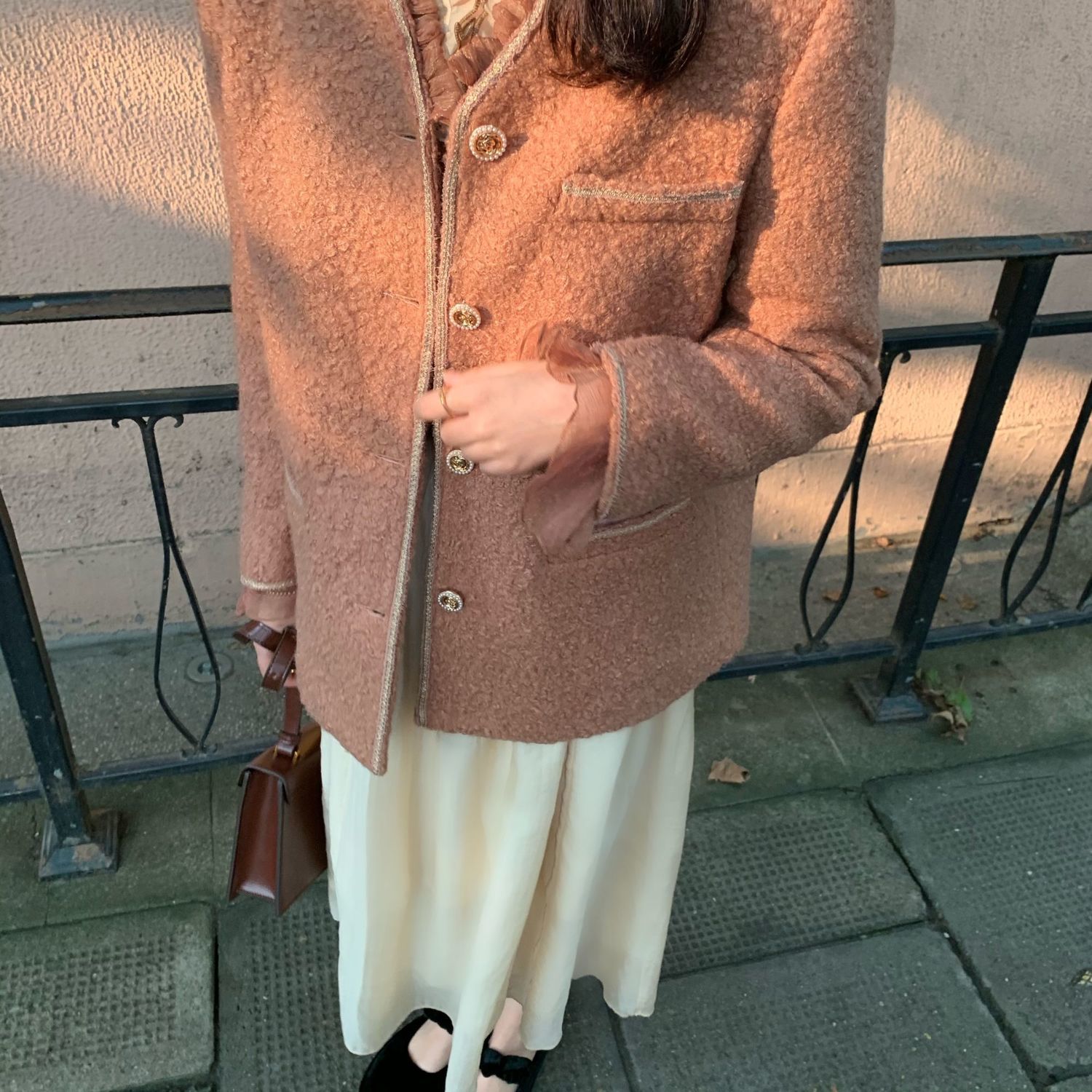 Đầm dài tay cổ V phong cách Pháp cổ điển thanh lịch nữ tính | BigBuy360 - bigbuy360.vn