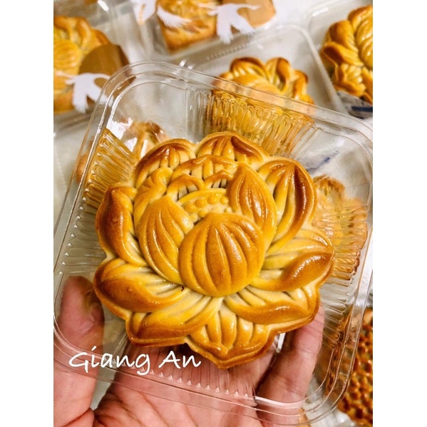 Nước quét bóng mặt bánh singapo 100ml