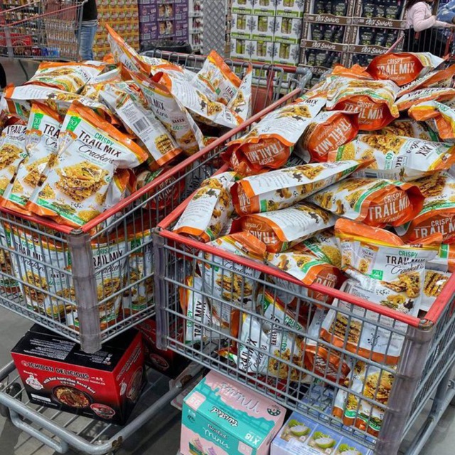 Mẫu Mơis Bánh Crispy Trail Mix Crackers 232g Costco Úc
