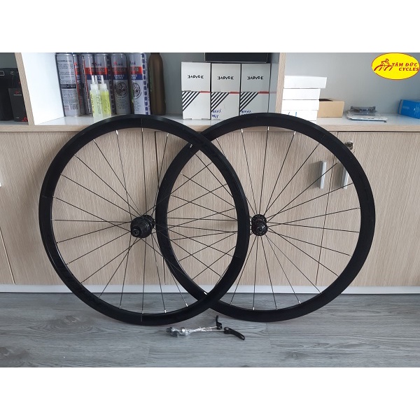 VÀNH NHÔM RETROSPEC THẮNG GÔM
