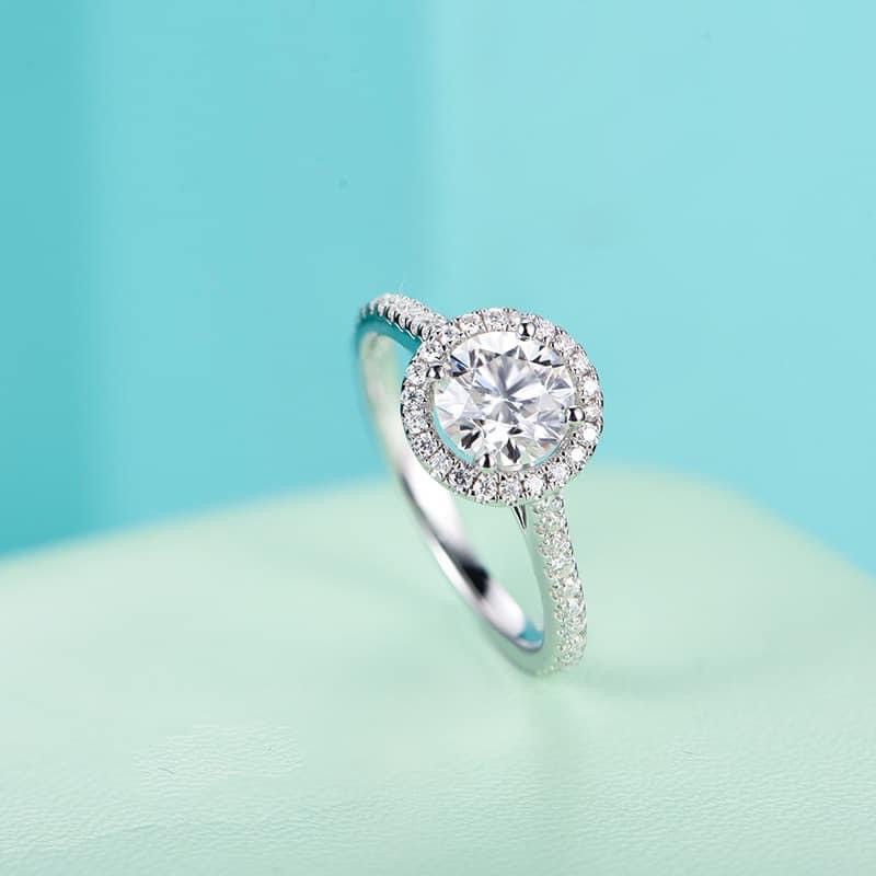 Nhẫn nữ bạc sang trọng