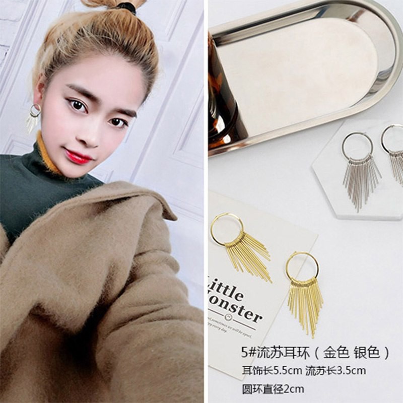 Đôi khuyên tai trang trí tua rua chất liệu hợp kim mạ vàng/bạc kiểu dáng cổ điển cho nữ