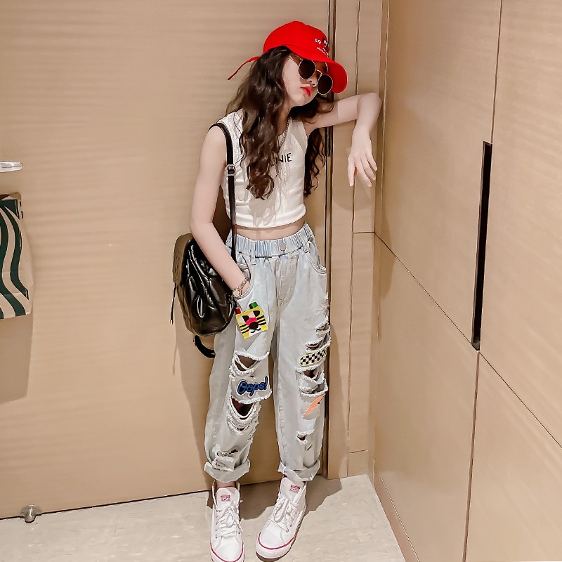 Set Áo Thun Sát Nách Và Quần Jeans Rách Thời Trang Dành Cho Bé Gái