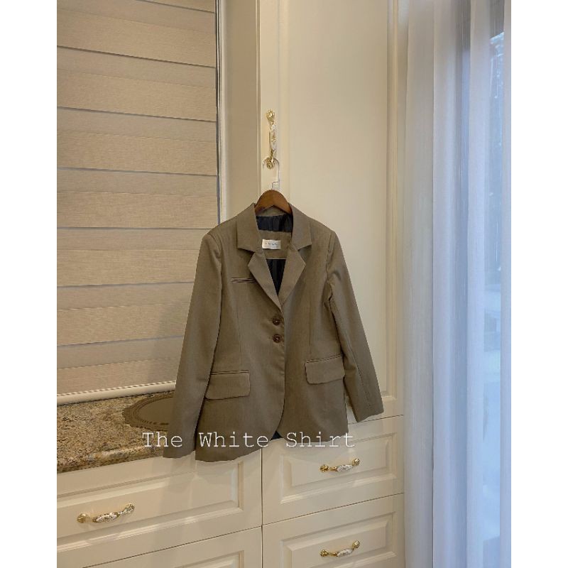 EMMY BLAZER - áo blazer trẻ trung thanh lịch màu nâu rêu