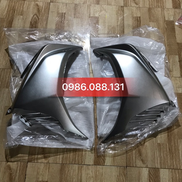 2 yếm bạc ex135 2011-2014 zin chính hãng