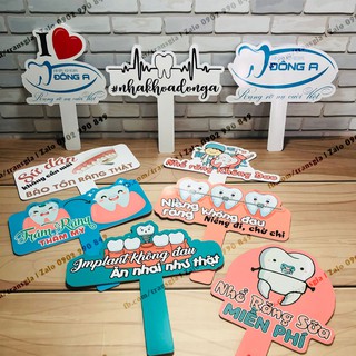 Hashtag cầm tay thiết kế theo yêu cầu