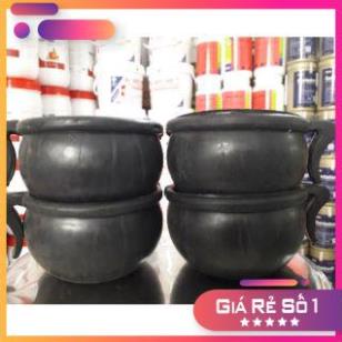 Gáo cao su cho gà ăn