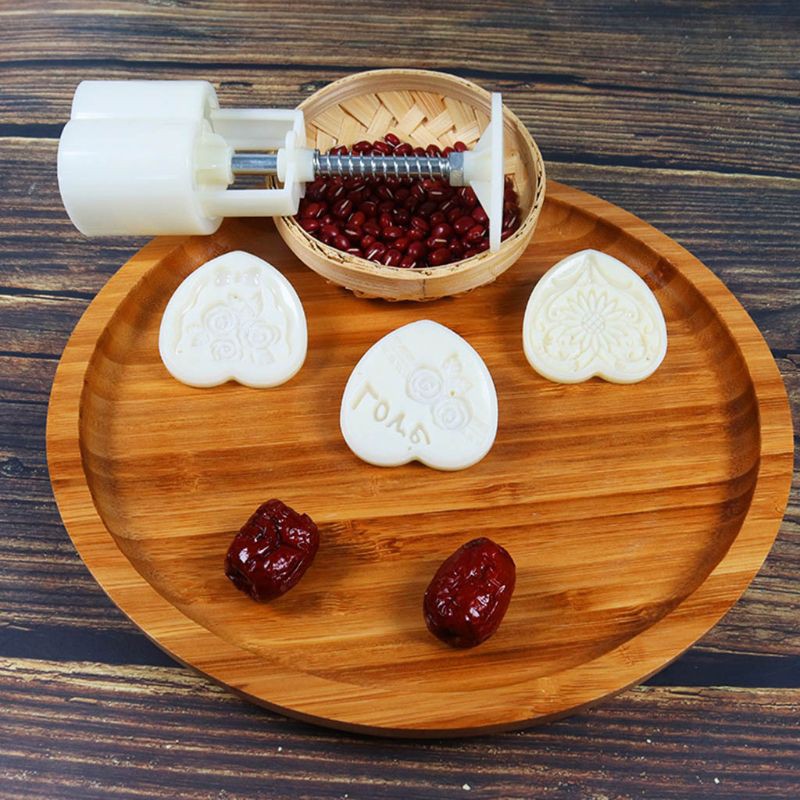 Set khuôn làm bánh trung thu 6 mặt hình trái tim dễ thương 50g