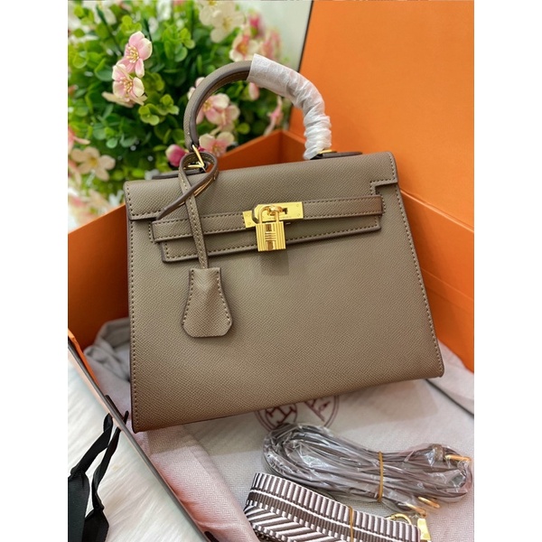 M5467 HM kelly màu hồng size 25 bản V IP fullbox