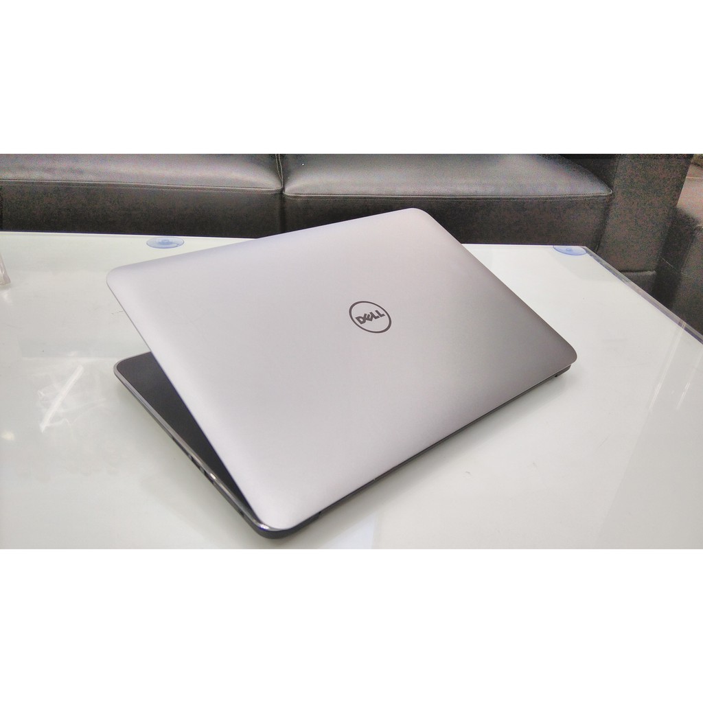 Laptop Workstation Dell Precision M3800 phù hợp để học và làm những công việc thiết kế, đồ họa/ chơi game online mượt mà
