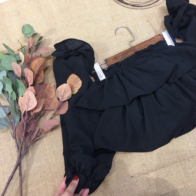 ALI TOP Áo bẹt vai bèo tầng