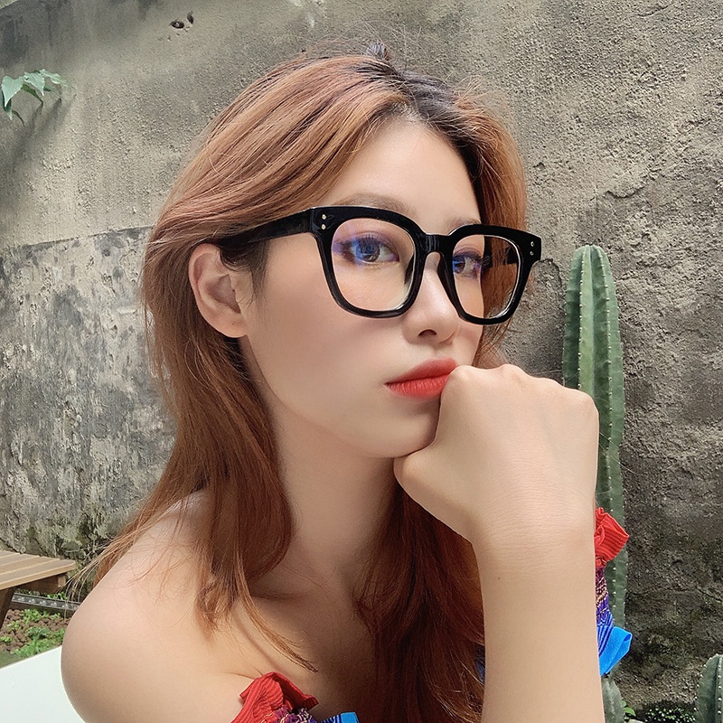 Kính Mắt 🌹FREE SHIP 🌹 Kính Mát Gọng Chữ V Nhiều Màu Thời Trang Unisex