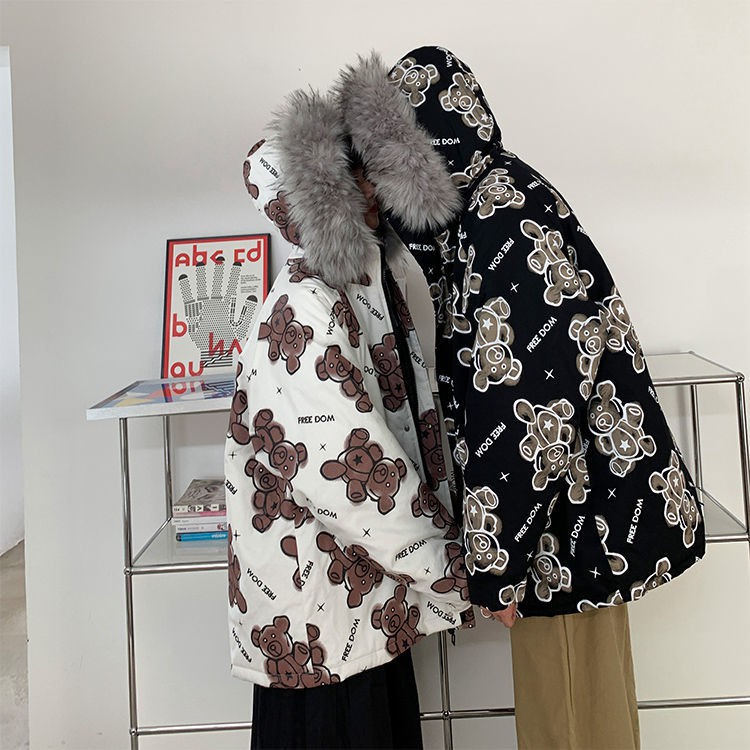 Áo khoác họa tiết gấu chất liệu đệm vải cotton cổ lông dày dặn thích hợp dành cho mùa đông | BigBuy360 - bigbuy360.vn