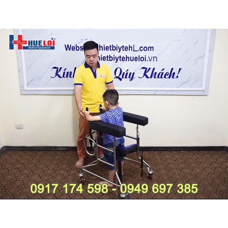 Khung tập đi cho trẻ bại não