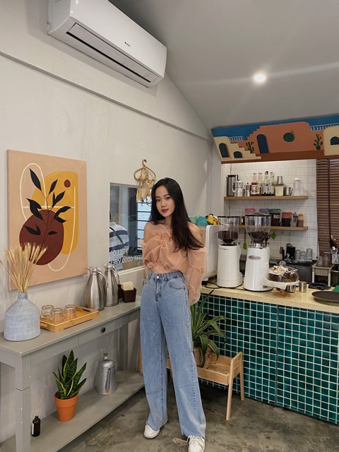 Trễ vai voan kính