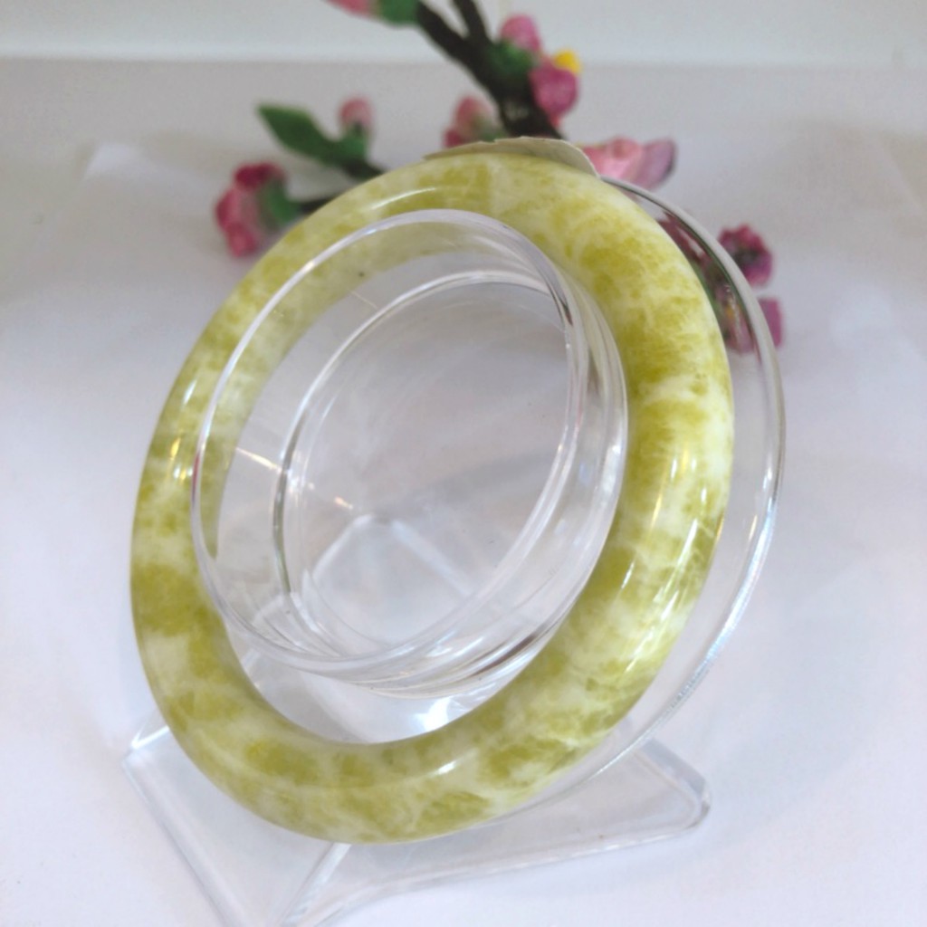 Vòng ngọc đá Việt Nam màu xanh màu vàng màu xanh đen trong suốt thanh lịch cho nàng may mắn | BigBuy360 - bigbuy360.vn