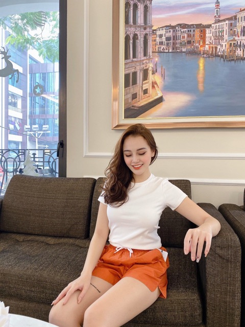 [Mã WARN20 giảm 20k đơn 150k] Áo Thun Nữ ❤️FREESHIP❤️ Áo Thun Nữ Cổ Tròn Mềm Mại Thoáng Mái Xinh Xắn Đẹp Nhất Năm 2020 | BigBuy360 - bigbuy360.vn