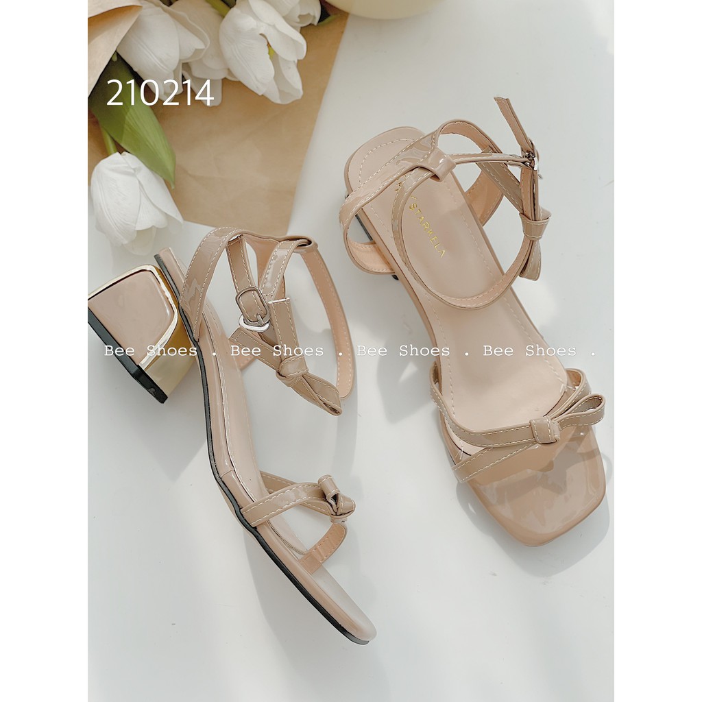 BEESHOES - SANDAL MŨI VUÔNG GÓT VUÔNG CAO 5 PHÂN - SANDAL CHẤT DA MỀM BÓNG HOẠ TIẾT NƠ  SẮN MÀU ĐEN-BÒ 210214