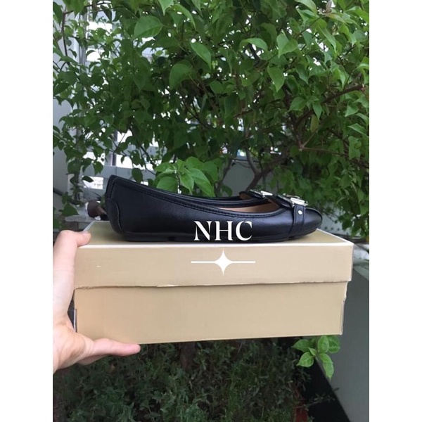 Giày Búp Bê Michael Kors Black Tag Bạc Size 7