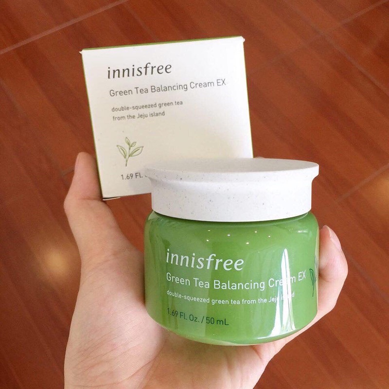 Kem dưỡng ẩm da từ Trà Xanh Innisfree Green Tea Balancing Cream EX