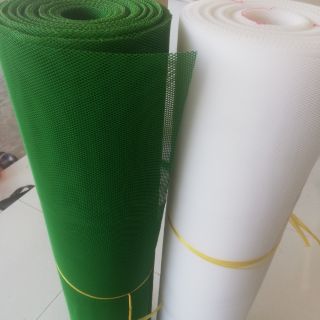 Combo 2 mét lưới nhựa 1 màu trắng 1 xanh