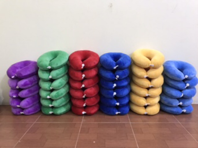 Gối chữ U giá rẻ được chọn màu