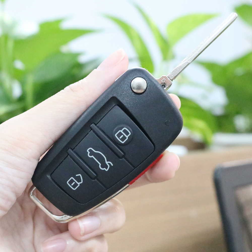 Vỏ chìa Audi 4 nút A1, A3, A6, Q3, Q7, TT - AUD086B4