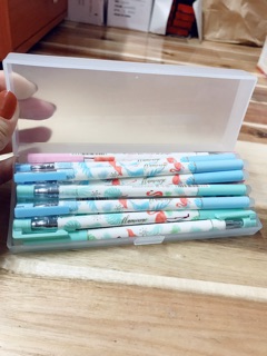 Bút nước xoá được ( mẫu mới)