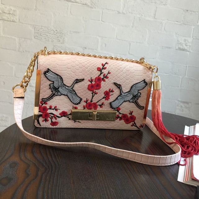 Túi Clutch Aldo Xuất thêu hạc